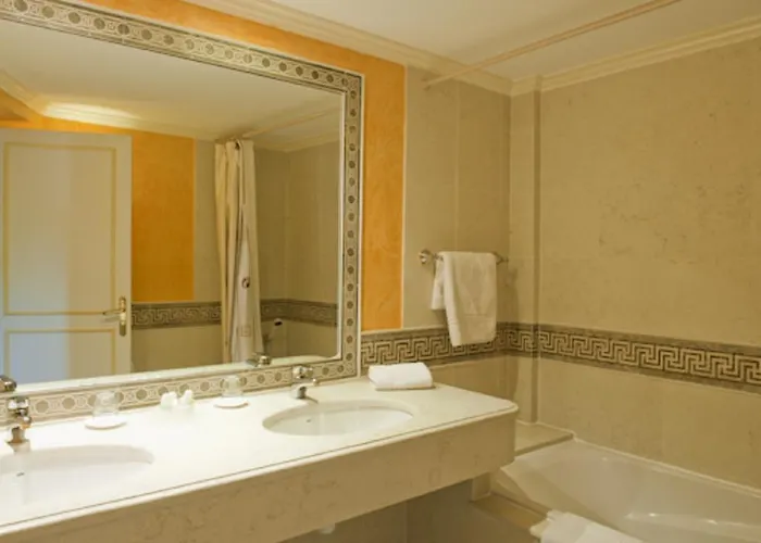 Hotel Restaurant Palais Cardinal Saint-Émilion