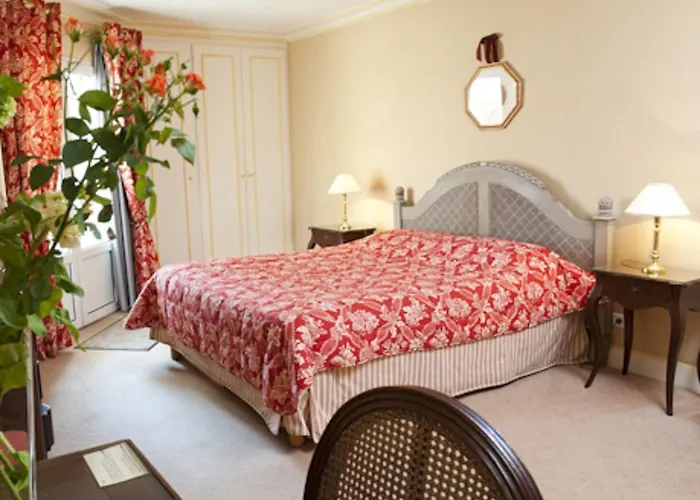 Hotel Restaurant Palais Cardinal 3*