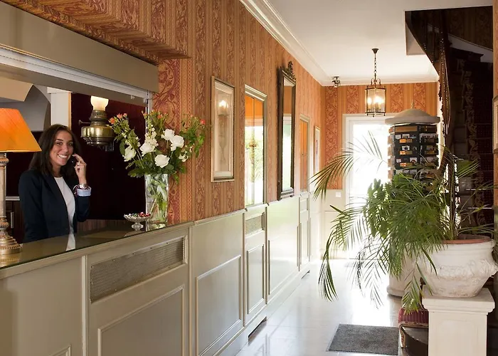 Hotel Restaurant Palais Cardinal 3*